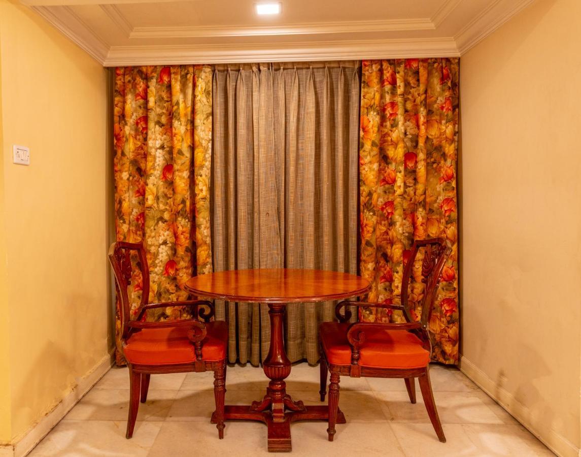 Hotel Hardeo Nagpur Luaran gambar