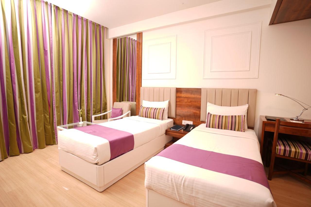 Hotel Hardeo Nagpur Luaran gambar