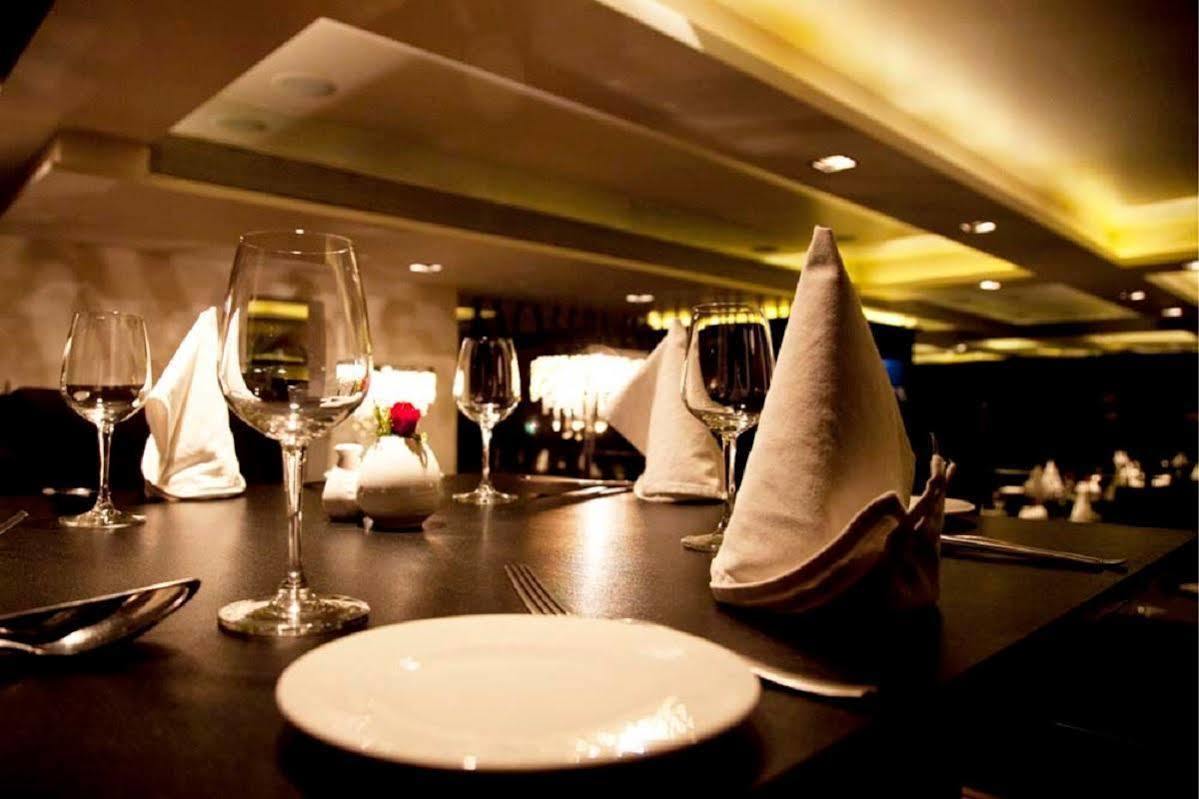 Hotel Hardeo Nagpur Luaran gambar