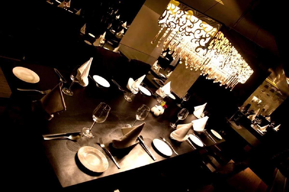 Hotel Hardeo Nagpur Luaran gambar
