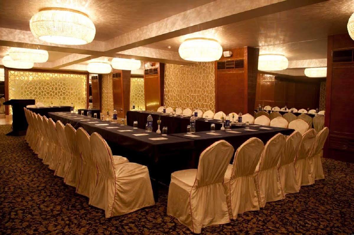 Hotel Hardeo Nagpur Luaran gambar